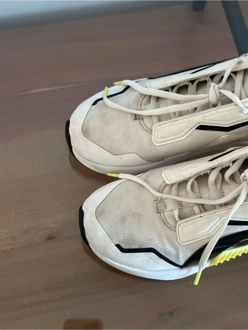 Puma First Mile x Women’s Provoke XT Eggnog Soft Fluo Yellow Training Size 7